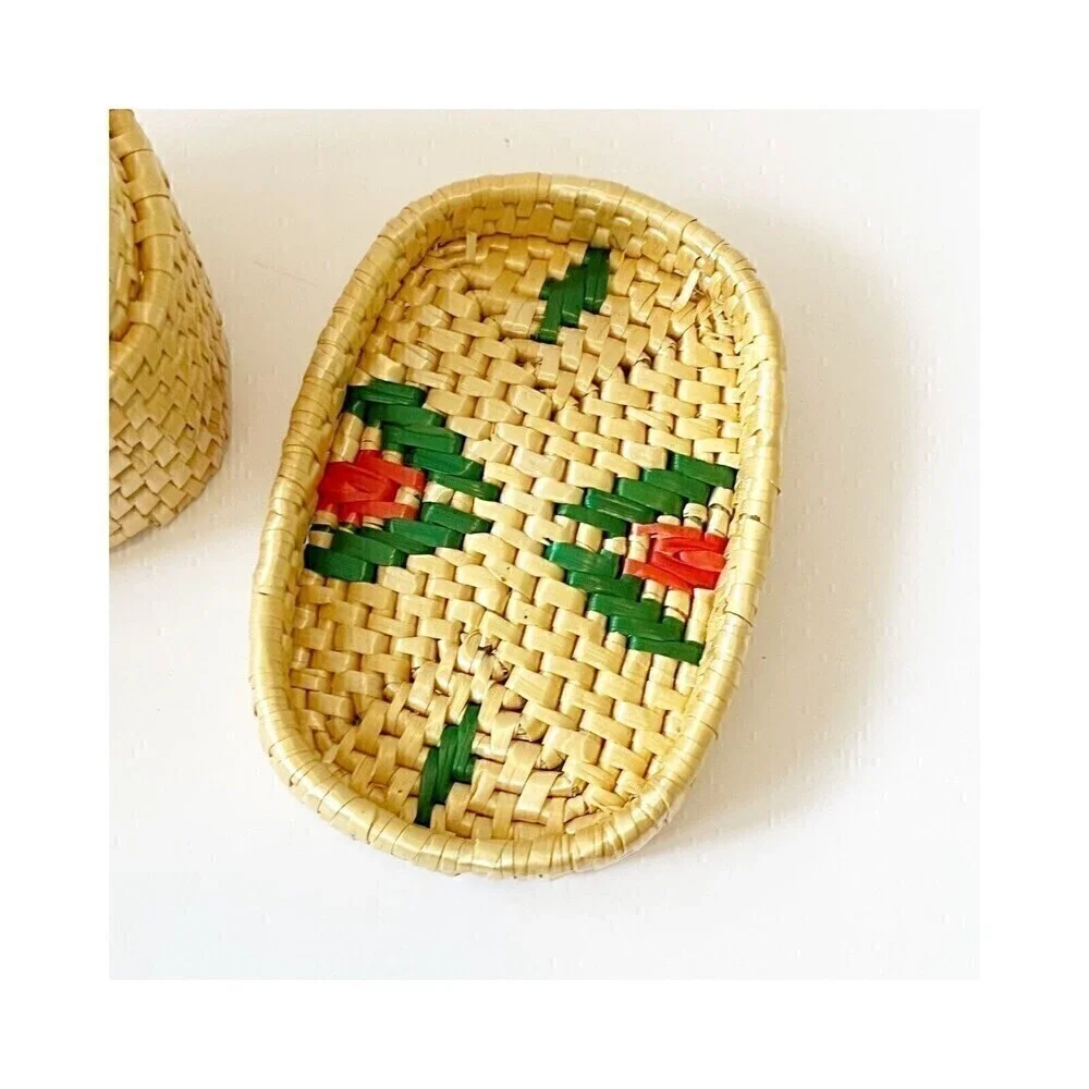 Sweetgrass? Woven Basket Lid Floral Xmas Oval Folk Art Southwest Small Trinket